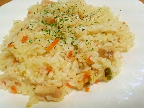 簡単 炊飯器でチキンピラフ レシピ 作り方 By Kamelon3 楽天レシピ 簡単 炊飯器でチキンピラフ レシピ 作り方 By Kamelon3 楽天レシピ